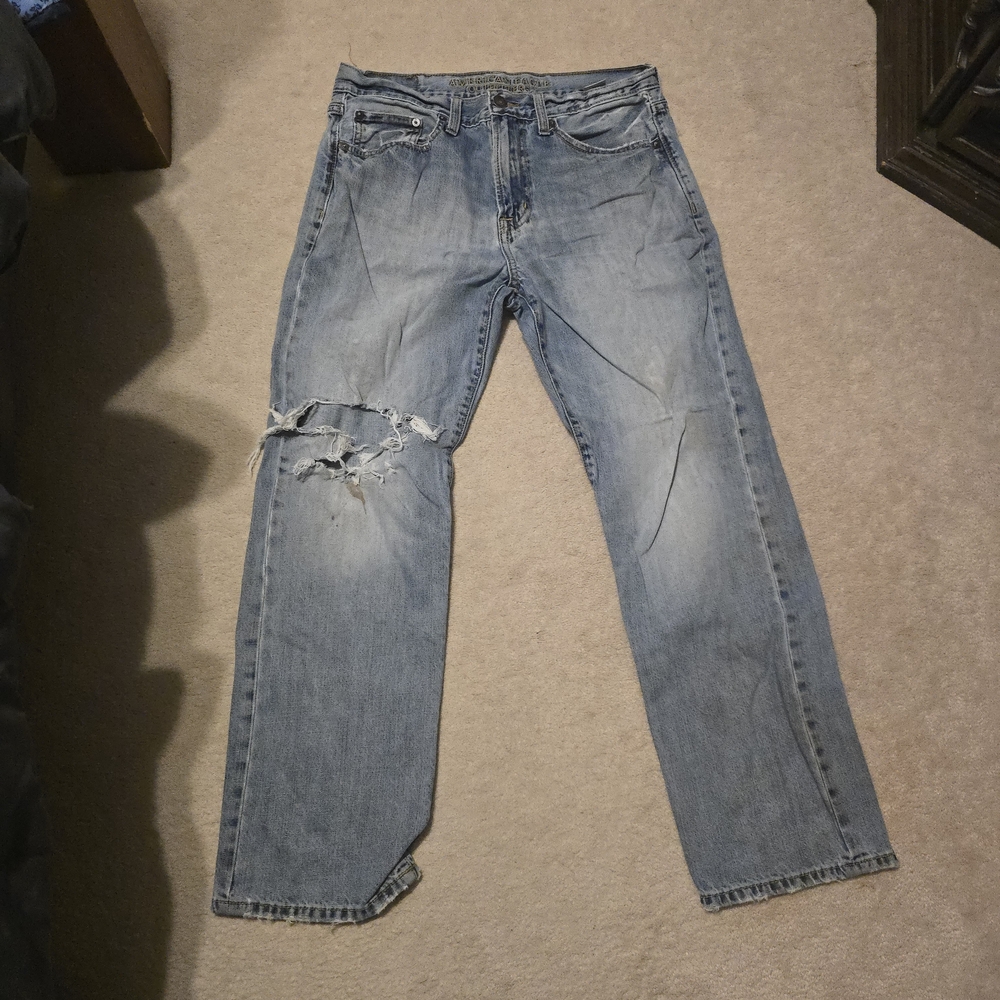 American Eagle Outfitters Distressed Light Blue Jeans